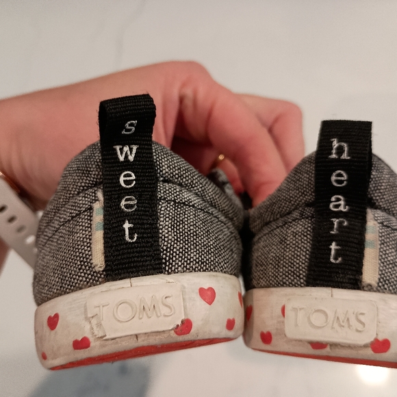 Girls 5T 6T 7T - See Kai Run, Keen, Toms shoe bundle - Picture 10 of 13